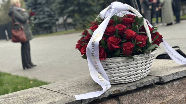 06ab518ec66bcdbb693ecf7a69f713b0 Главреда «Вечерней Москвы» Александра Куприянова похоронили на Троекуровском кладбище