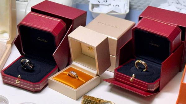 2867dcd71078641aa5e4743c435e035f «Бриллианты под видом камней для аквариума»: как на таможне ловят контрабандистов