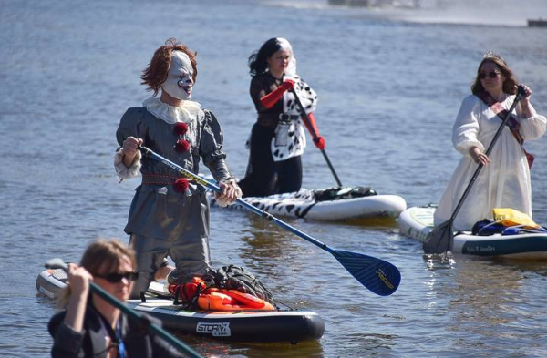 288ec2585711b9210f3a8c413f5de130 В столице пройдет костюмированная сап-регата в рамках фестиваля «Москва — на волне. Рыбная неделя»