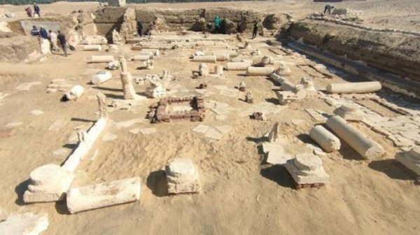 501de12e947f1f6126bce3edd22ac689 Ученых озадачили загадочные мумии с золотыми языками, найденные в Египте