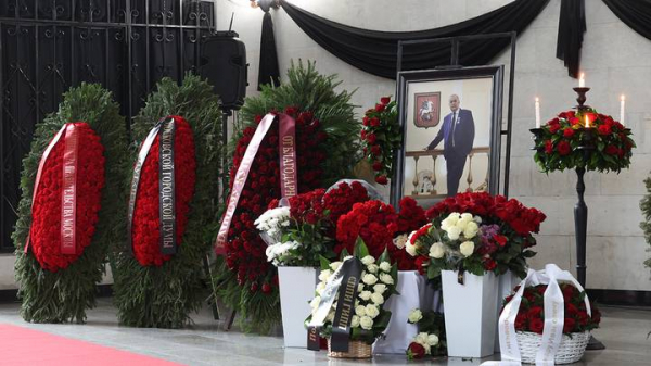 50bfbcdb0f0a57712b7503124a8bf076 Церемония прощания с главредом «Вечерней Москвы» Куприяновым завершилась