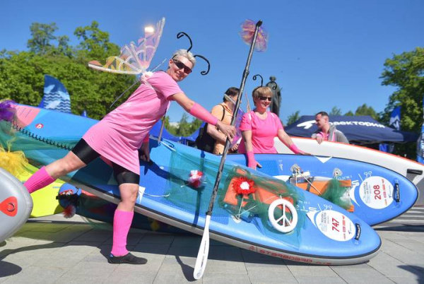 7bed910e75a9a27365f61b84677373f4 В столице пройдет костюмированная сап-регата в рамках фестиваля «Москва — на волне. Рыбная неделя»