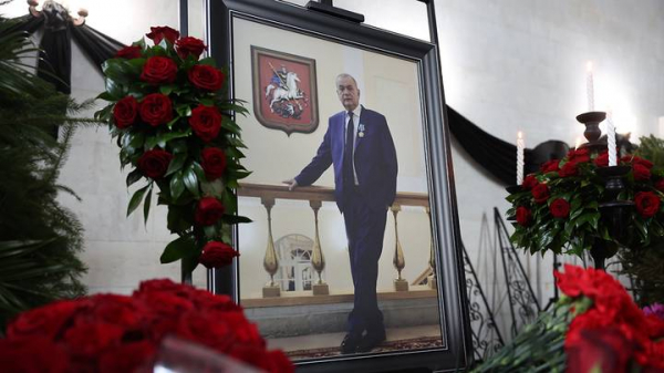 a9d676fc5984c6af94b5a91c1ad3c553 Главреда «Вечерней Москвы» Александра Куприянова похоронили на Троекуровском кладбище