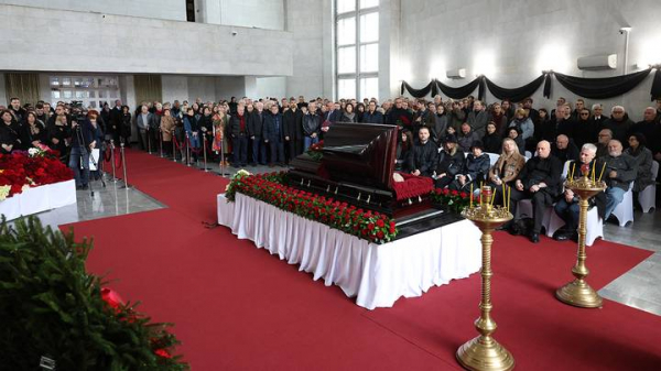 b6020692ccec9114d25b4f96b699a28c Главреда «Вечерней Москвы» Александра Куприянова похоронили на Троекуровском кладбище