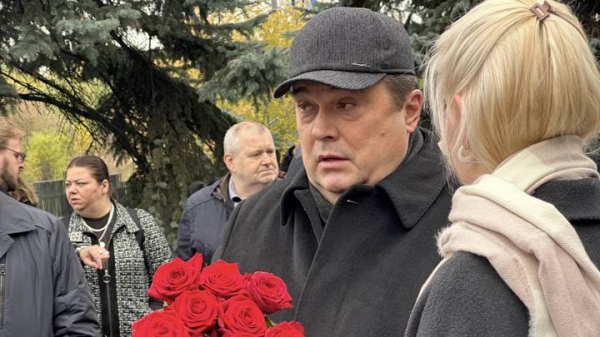 df0a4569099f095f4f0e7169c4ee33ac Церемония прощания с главредом «Вечерней Москвы» Куприяновым завершилась