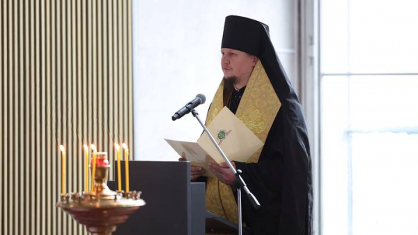 e85d057799e720612c9cbe39fcbca0d8 Главреда «Вечерней Москвы» Александра Куприянова похоронили на Троекуровском кладбище